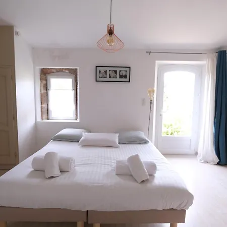 Villa Charming Provencal House With Private Pool For 4 People In Blanc, Luberon.