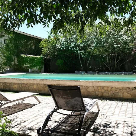 Villa Charming Provencal House With Private Pool For 4 People In Blanc, Luberon. Cheval-Blanc