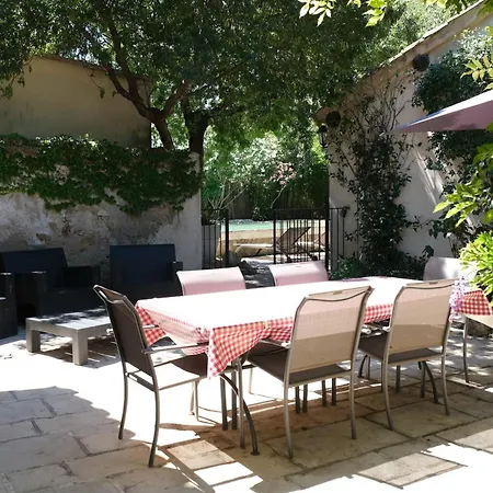 Charming Provencal House With Private Pool For 4 People In Blanc, Luberon.
